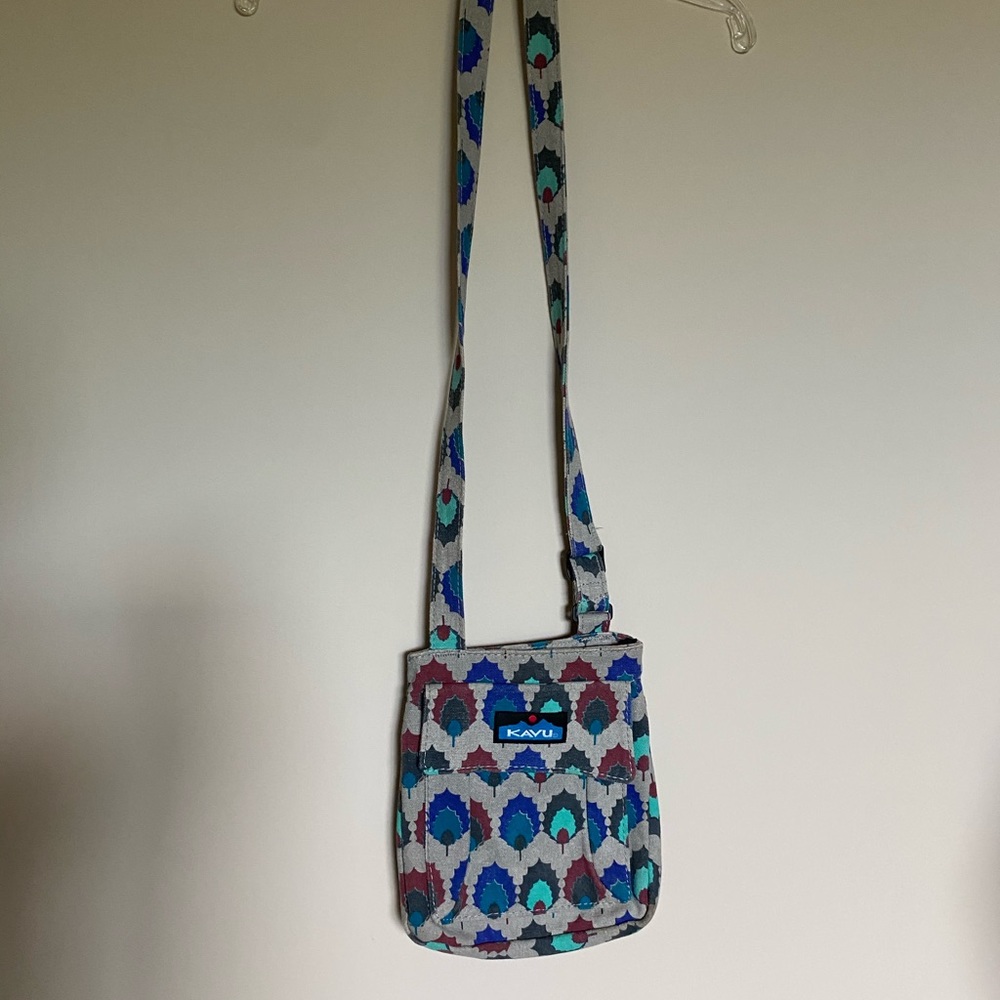Kavu crossbody purse